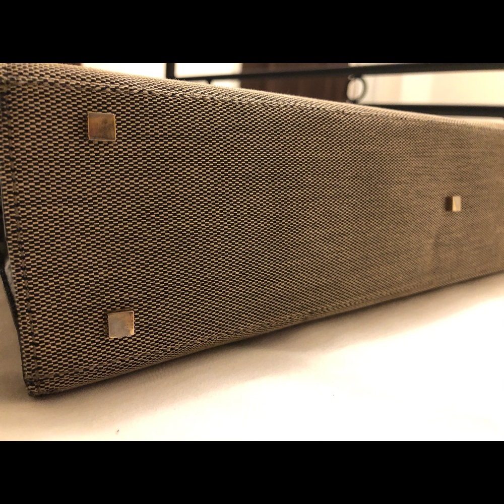 Gucci Handbag - Picture 6 of 16